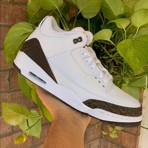 Air Jordan 3 “mocha”